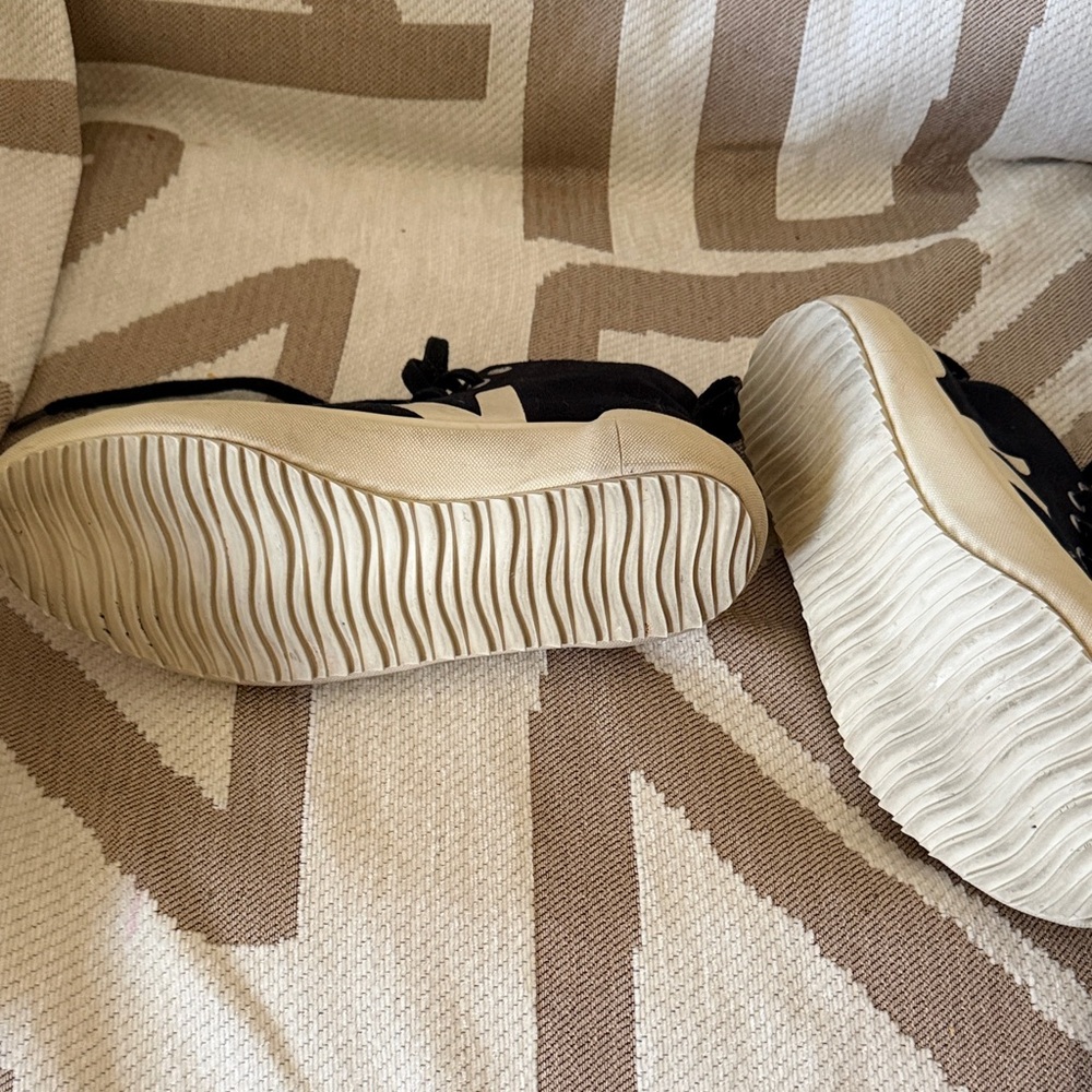 Veja Black and Cream High-Top Sneakers - Picture 3 of 5